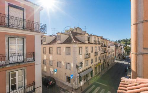 Live like a local @ Casa da Esquina - Wifi & A/C