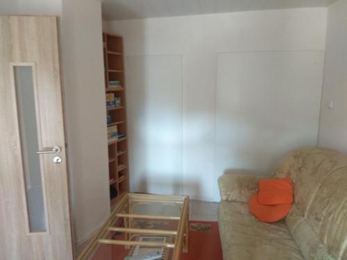 NOVODVORSKÝ APARTMÁN SÁRA