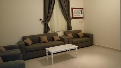 La Rein Furnished Apartments - Families Only