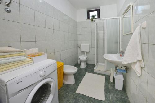 Apartmani Irena Arvaj