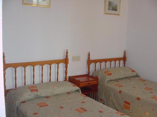 One-Bedroom Apartment image 2