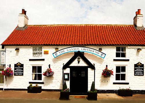 Ganton Greyhound Inn - image 7