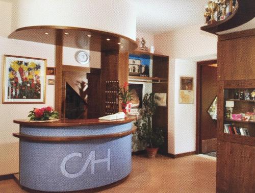 Vestabils, Cristall Hotel in Rocca Di Cambio