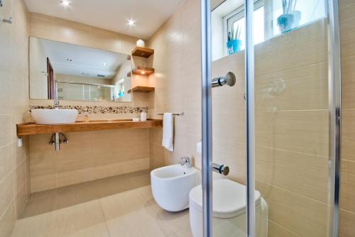Magnificent Seafront 2-bedroom Sliema penthouse