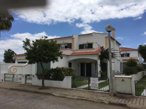 Prestige for Home - Moradia Alagoa Praia - Altura