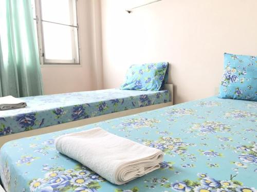 Nat 2 Guest House Room Type - Budget Twin Room