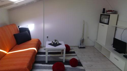  Ulica Milana Smokvine Tvrdog 2 in Rijeka