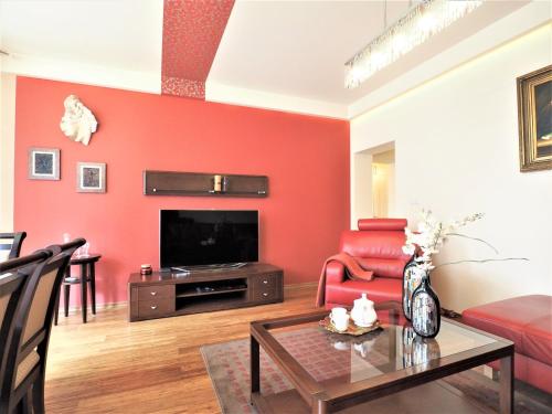 Two-Bedroom Apartment image 4