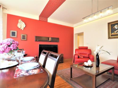 Two-Bedroom Apartment image 10
