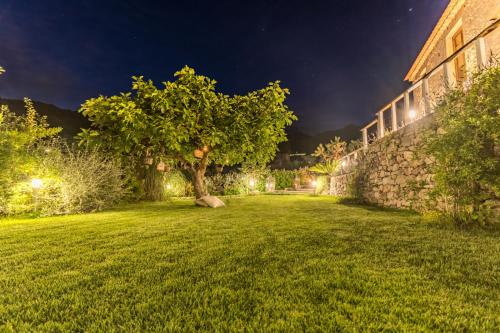  Old Noar Private Villa in Novara di Sicilia