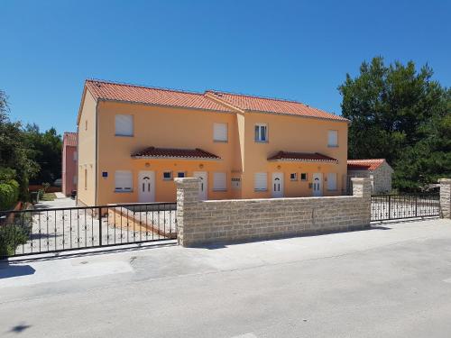  Mulo apartments in 23235 Vrsi