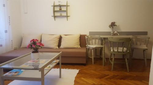 Guestroom, Hortenzia Apartment in Ujszeged