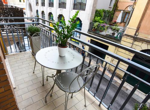3 Amici Suites 4