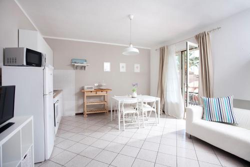 2 bedrooms, 3 beds