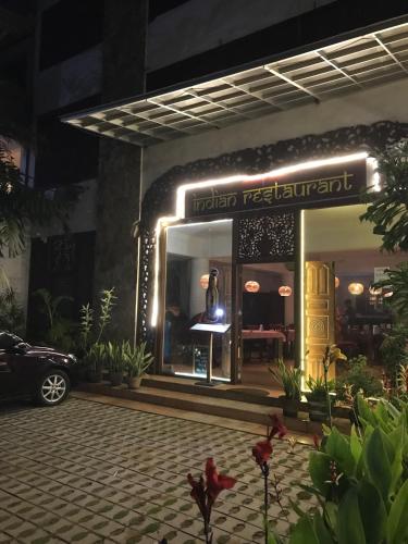 โฮเต็ล พาราดีโซ่ (Hotel Paradiso) in ฮิคคาดูวา