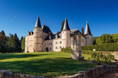 Château de St Alyre chambre d'hôte Périgny