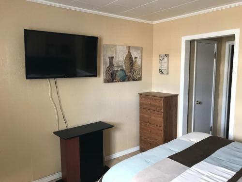 Economy Guest Village