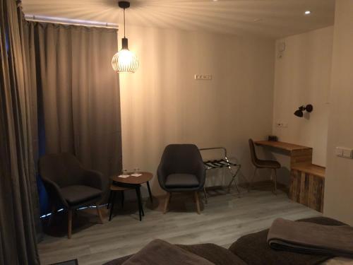 Standard Twin Room with Sea View