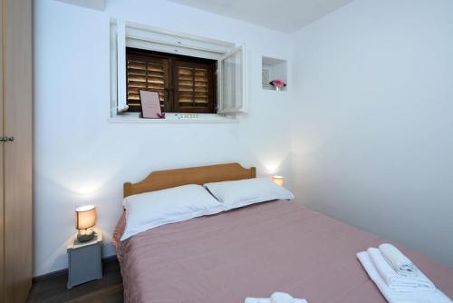 Apartments with WiFi Split - 15960, Split (photo 9)