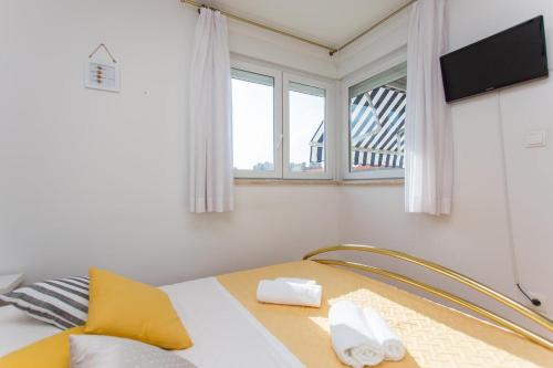 Apartments with WiFi Split - 15966, Split (photo 10)