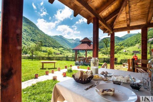 Guesthouse Alpini in Lëpushë
