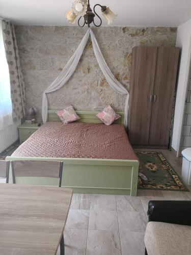  Szitakötő Apartman in Demjén