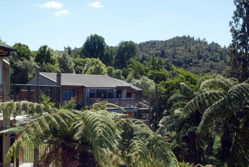 Oreti Village Resort Oreti Village Resort is perfectly located for both business and leisure guests in Turangi. Offering a variety of facilities and services, the hotel provides all you need for a good nights sleep. Serv