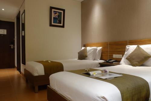 Sukajadi Hotel, Convention and Gallery Room Type - Premier Double or Twin Room - Room Only Sukajadi Hotel, Convention and Gallery Room Type - Premier Double or Twin Room - Room Only