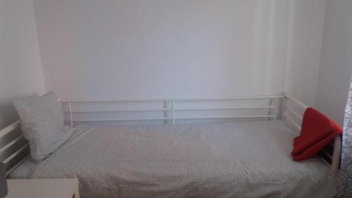  Apartamento - casa inteira perto do centro de Lisboa, Unterkunft in Algés