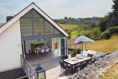 Brooks Lodge, Newhaven, West Sussex