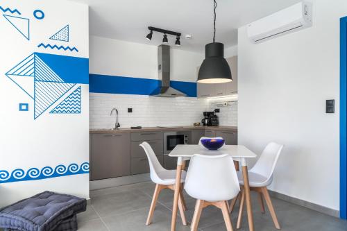 The Athenians Modern Apartments - image 4