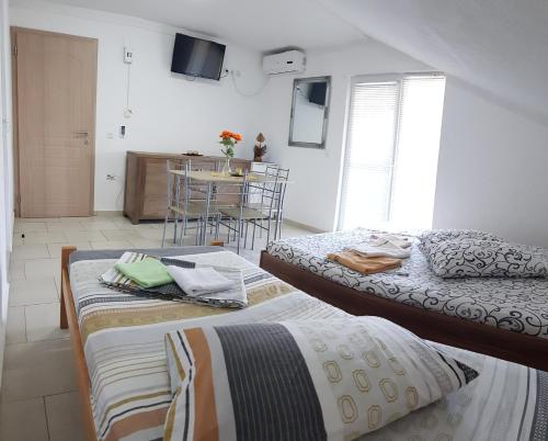 Guest Home Elena - Star Dojran