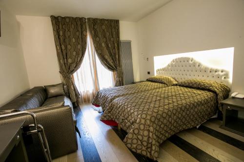 Design Oberosler Hotel Room Type - Standard Triple Room