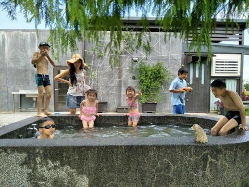 蘭卡威羅東庭園民宿