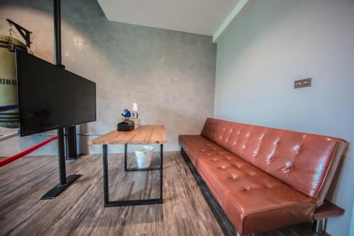 Shared lounge/TV area, Urban in Zuoying District