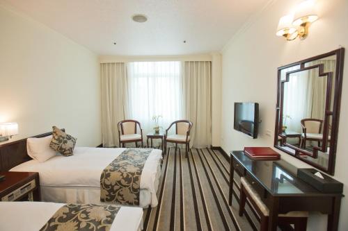 Hotel River Kinmen Hotel River Kinmen is a popular choice amongst travelers in Kinmen, whether exploring or just passing through. The property features a wide range of facilities to make your stay a pleasant experience.