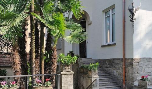 Residence Villa Maurice Residence Villa Maurice is a popular choice amongst travelers in Stresa, whether exploring or just passing through. The hotel offers a wide range of amenities and perks to ensure you have a great time