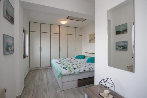  Apartment Tatyana, Pension in Opatija