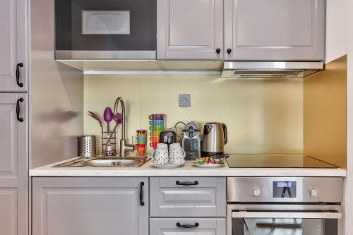 40-Flat Paris Eiffel - image 11