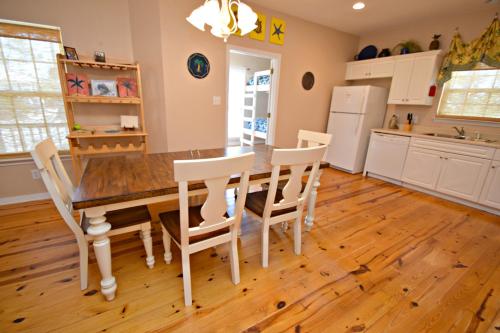 The Rookery 2501 Condo - image 6
