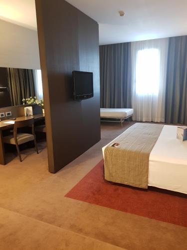 Best Western Plus Hotel Monza e Brianza Palace - main image