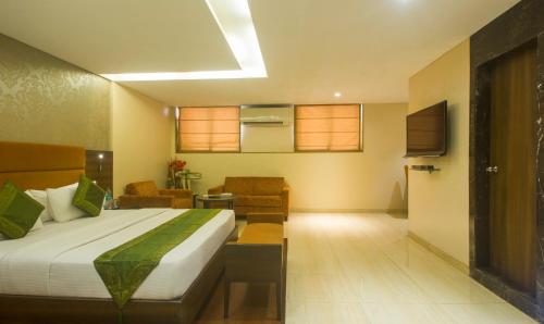Treebo Trend Rosewood