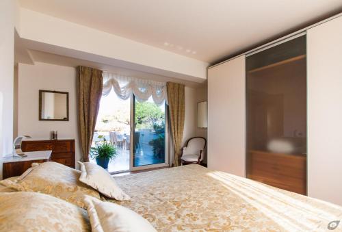 Verdeluna ApartHotel - image 4