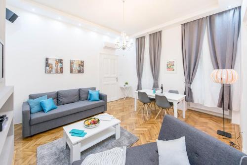 Dominik Apartment, Budapest