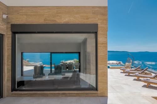Luxury Villa Gold Pearl with Pool - image 7