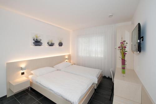 . Hotel Morobbia