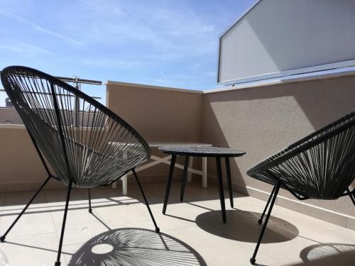 Maiv Residence - Family & Seaside Suites, Rogoznica (photo 3)