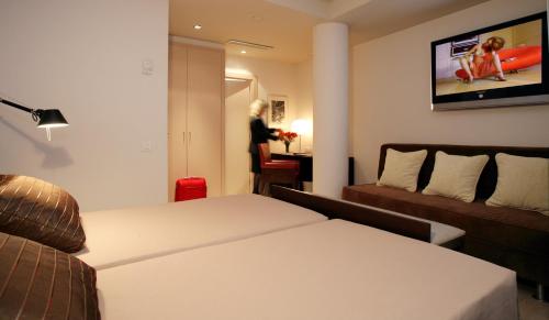 Park Hotel - image 3