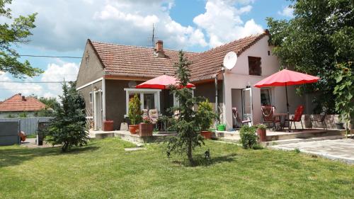 Home Tara - main image