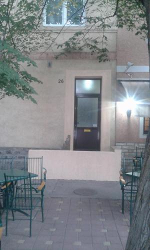 A szálláshely kívülről, A&A in Újvidék